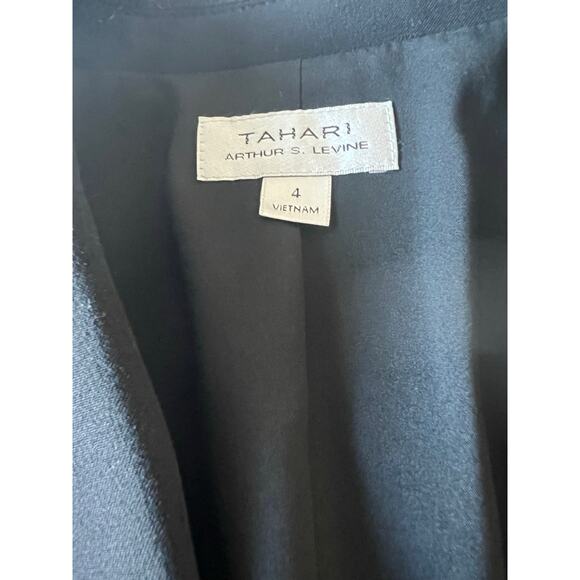 Tahari Arthur S. Levine Black Career Two Button Lined 
Lapel Neckline Blazer  4 - Picture 9 of 11
